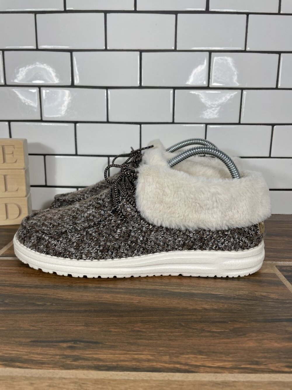 Hey Dude Britt Shoes Womens Sz 7 Cocoa Casual Faux Fur Lightweight Ankle Booties
